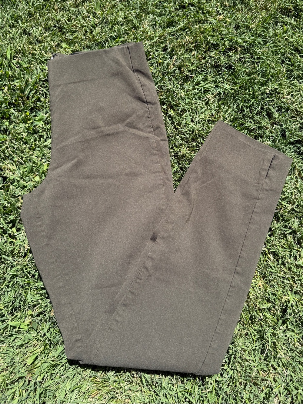 10 Olive Green Stretch Pants